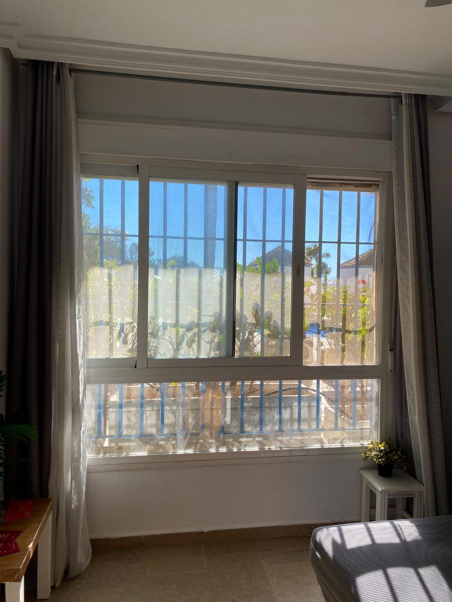 Marina Apartment Beach 埃斯特波纳 外观 照片